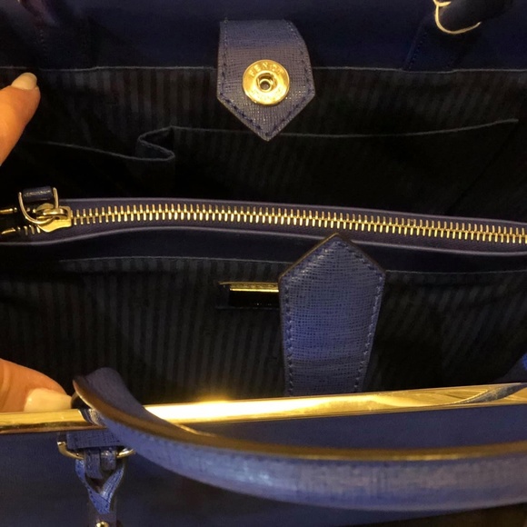 NEW, 100% Authentic FENDI Bag 1K off! - Picture 3 of 6